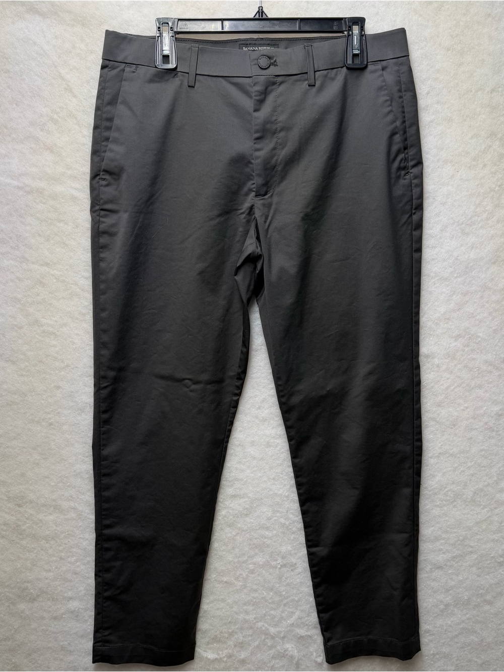 Banana Republic Factory Slim Core Temp Chino 33x32 Flint Grey